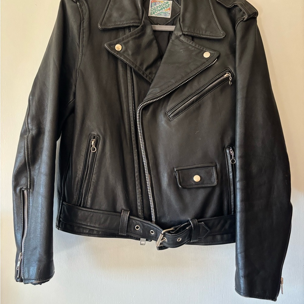Vintage Black Leather Bomber Jacket